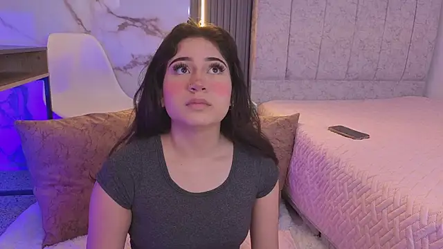 Snapshot of Kattie_sweet1 chatting on December 19, 1:02 pm Kattie sweet1 online show from December 19, 1:02 pm