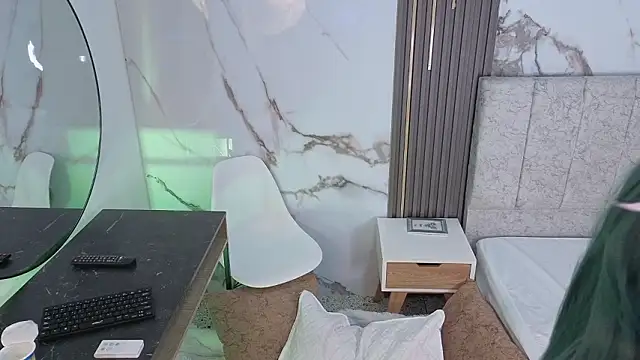 Snapshot of Kattie_sweet1 chatting on January 14, 1:15 pm Kattie sweet1 online show from January 14, 1:15 pm