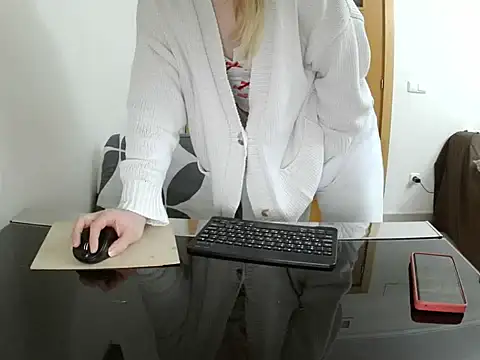 Adelyxveex online show from December 5, 12:43 am