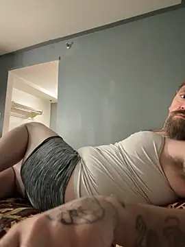 25clouds online show from April 15, 12:05 am