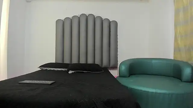 Megan foro online show from December 4, 5:28 am