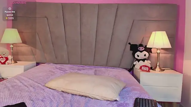 Emilyroth online show from March 2, 10:17 pm