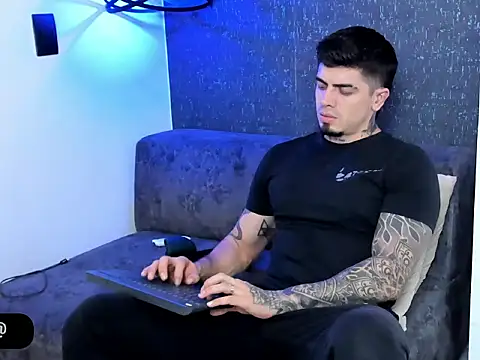  mrcock   online show from April 12, 10:35 pm