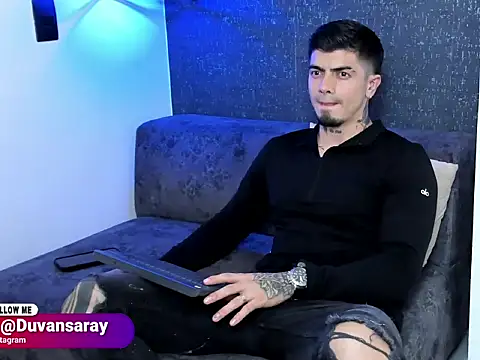  mrcock   online show from April 8, 4:58 am