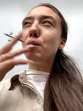 Snapshot of CristinaSw chatting on December 14, 12:55 pm CristinaSw online show from December 14, 12:55 pm