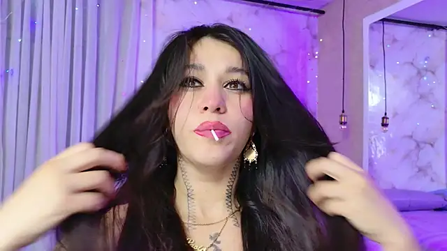 abby saenz 2025 online show from November 25, 8:42 pm