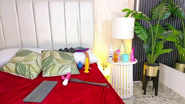 cata muakgb online show from April 18, 3:25 pm