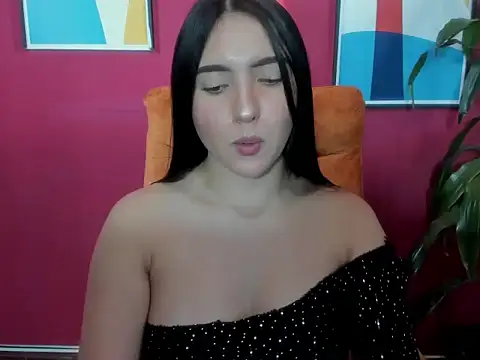 Isa-Trujilloo online show from November 26, 1:55 pm