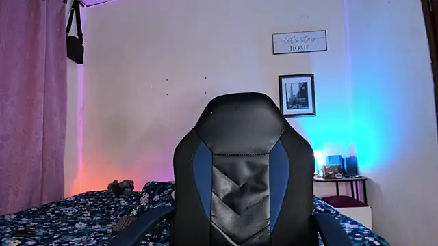 Ethantravis22 online show from March 14, 11:22 pm