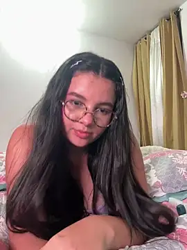 LilBunny 1 online show from November 26, 12:10 am