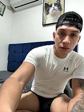 OliverWest04 online show from December 14, 8:03 pm