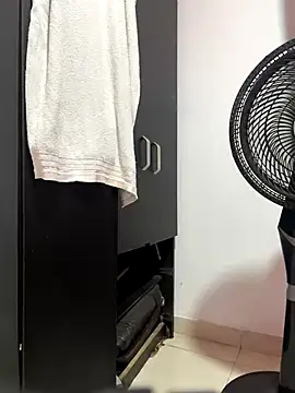 OliverWest04 online show from November 25, 11:16 pm