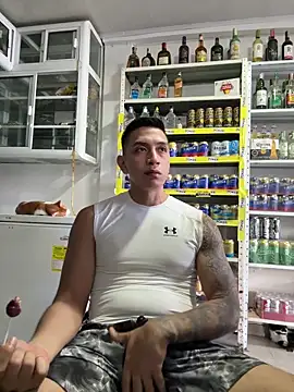 OliverWest04 online show from December 18, 10:13 pm