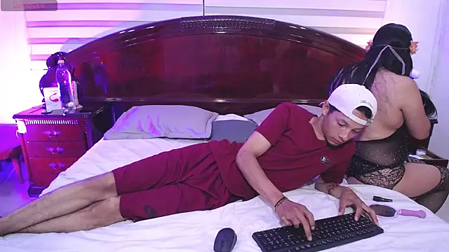 Snapshot of jacko_Charlotte chatting on December 1, 5:30 am jacko Charlotte online show from December 1, 5:30 am