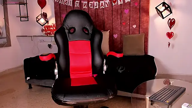 Noah Katz online show from February 18, 4:32 am