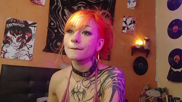Layla quinn online show from July 25, 2:01 pm
