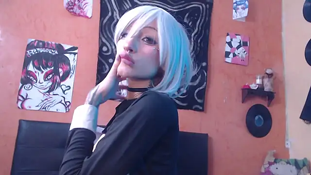 Layla quinn online show from July 24, 2:35 pm