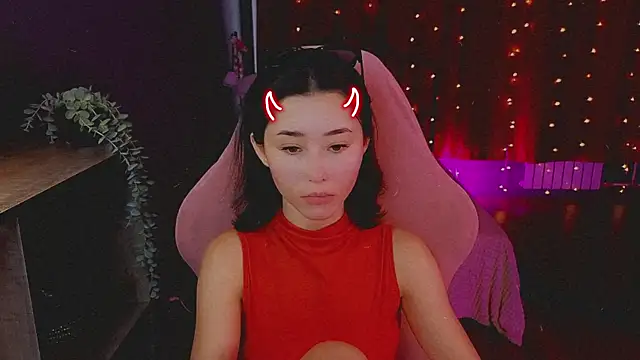 RedMidnight online show from May 29, 3:29 pm