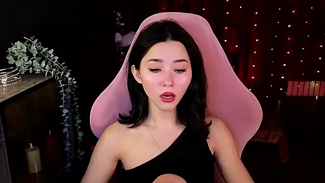 RedMidnight online show from June 26, 8:47 pm