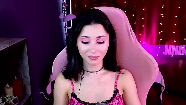 RedMidnight online show from May 28, 3:51 pm