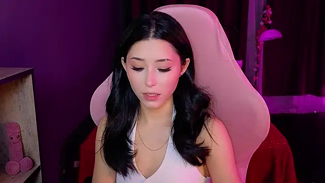 RedMidnight online show from March 13, 8:47 pm