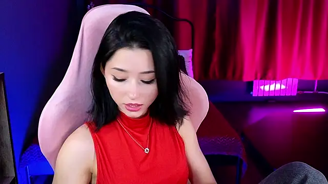 RedMidnight online show from April 2, 8:37 pm