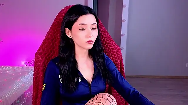 Snapshot of RedMidnight chatting on February 1, 8:40 pm RedMidnight online show from February 1, 8:40 pm