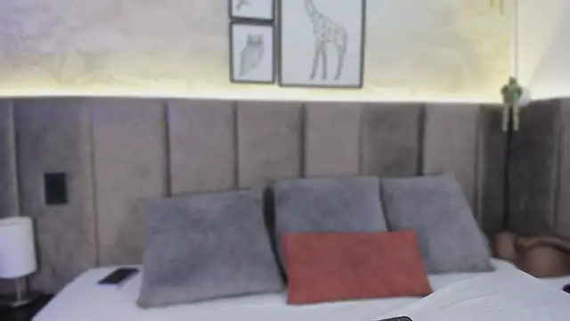 Haanna Doll online show from December 2, 6:53 pm