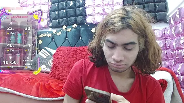 Snapshot of andresdark_07 chatting on December 18, 4:39 am andresdark 07 online show from December 18, 4:39 am