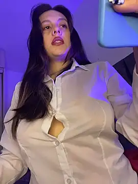 Snapshot of Samantafoxx_ chatting on February 23, 9:59 pm Samantafoxx online show from February 23, 9:59 pm