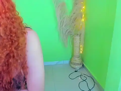 gwineth online show from December 4, 12:20 am