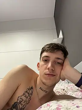 Snapshot of Rabizoon chatting on February 17, 11:46 pm Rabizoon online show from February 17, 11:46 pm