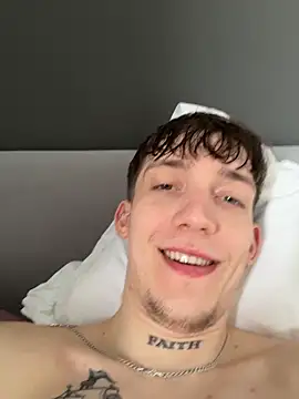 Snapshot of Rabizoon chatting on February 22, 9:00 am Rabizoon online show from February 22, 9:00 am