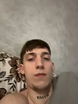 Snapshot of Rabizoon chatting on February 6, 2:24 pm Rabizoon online show from February 6, 2:24 pm