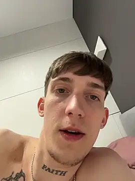 Snapshot of Rabizoon chatting on February 20, 2:52 pm Rabizoon online show from February 20, 2:52 pm