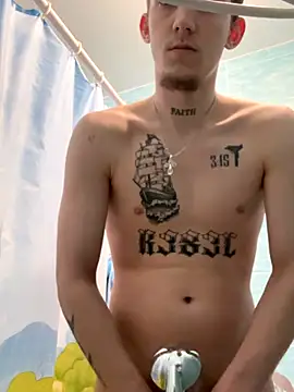 Snapshot of Rabizoon chatting on December 15, 1:33 am Rabizoon online show from December 15, 1:33 am