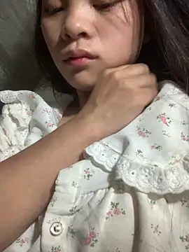 Snapshot of Lisa-sexyy chatting on June 10, 8:43 pm Lisa-sexyy online show from June 10, 8:43 pm