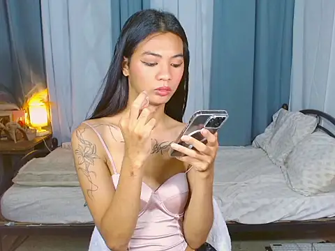 Snapshot of SamaraMillers chatting on March 2, 7:15 am SamaraMillers online show from March 2, 7:15 am