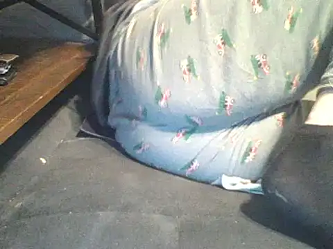 xxxenzo1 online show from March 11, 3:28 pm