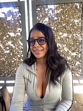 TrianaW online show from November 26, 2:50 pm