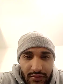 elgasmii online show from February 20, 6:32 pm