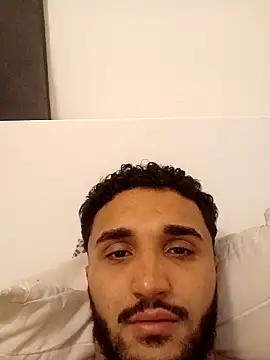 elgasmii online show from June 3, 2:01 am