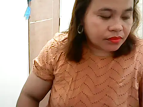 cutechubby online show from January 11, 12:12 pm