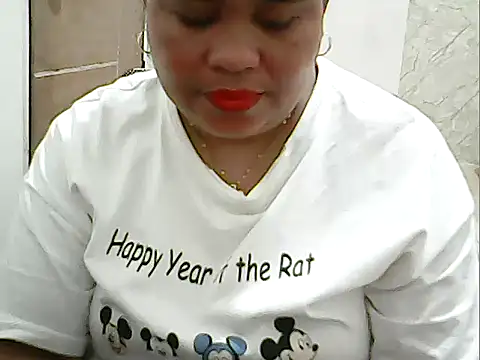 Snapshot of cutechubby chatting on March 3, 10:28 pm cutechubby online show from March 3, 10:28 pm