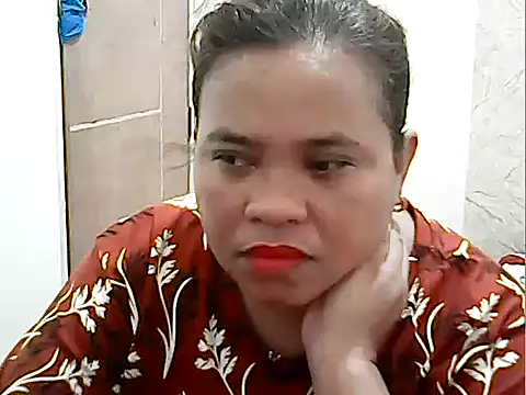 cutechubby online show from November 30, 12:55 am