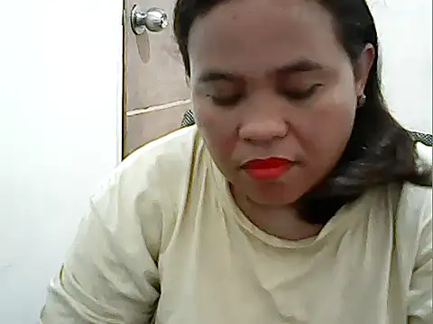 cutechubby online show from April 23, 10:33 am