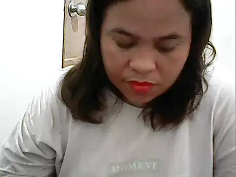 cutechubby online show from April 24, 6:26 am