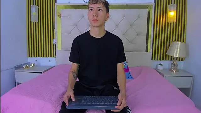 sammysex- online show from November 25, 6:25 am