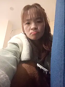 Snapshot of _Joyeveryday_ chatting on November 27, 10:27 am Joyeveryday online show from November 27, 10:27 am