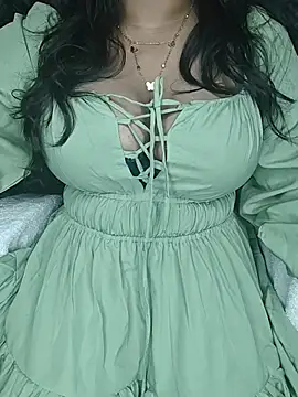 Snapshot of Curvy_Pooja chatting on July 4, 6:45 pm Curvy Pooja online show from July 4, 6:45 pm